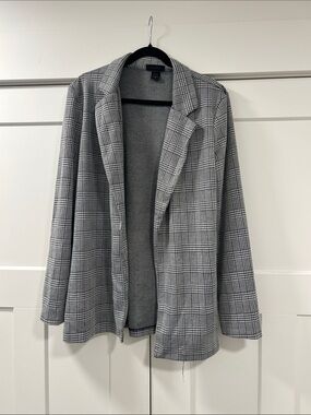 Alloy Apparel gray plaid blazer